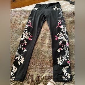 Fabletics size medium leggings